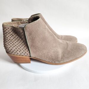 Steve Madden Suede Low Block Heel Beige Neutral Studded Ankle Boots Size 11‎ Zip